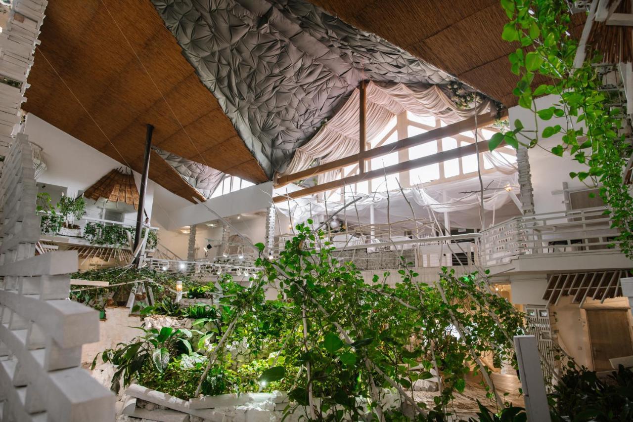 Higina Spa Hotel Truskavets Buitenkant foto